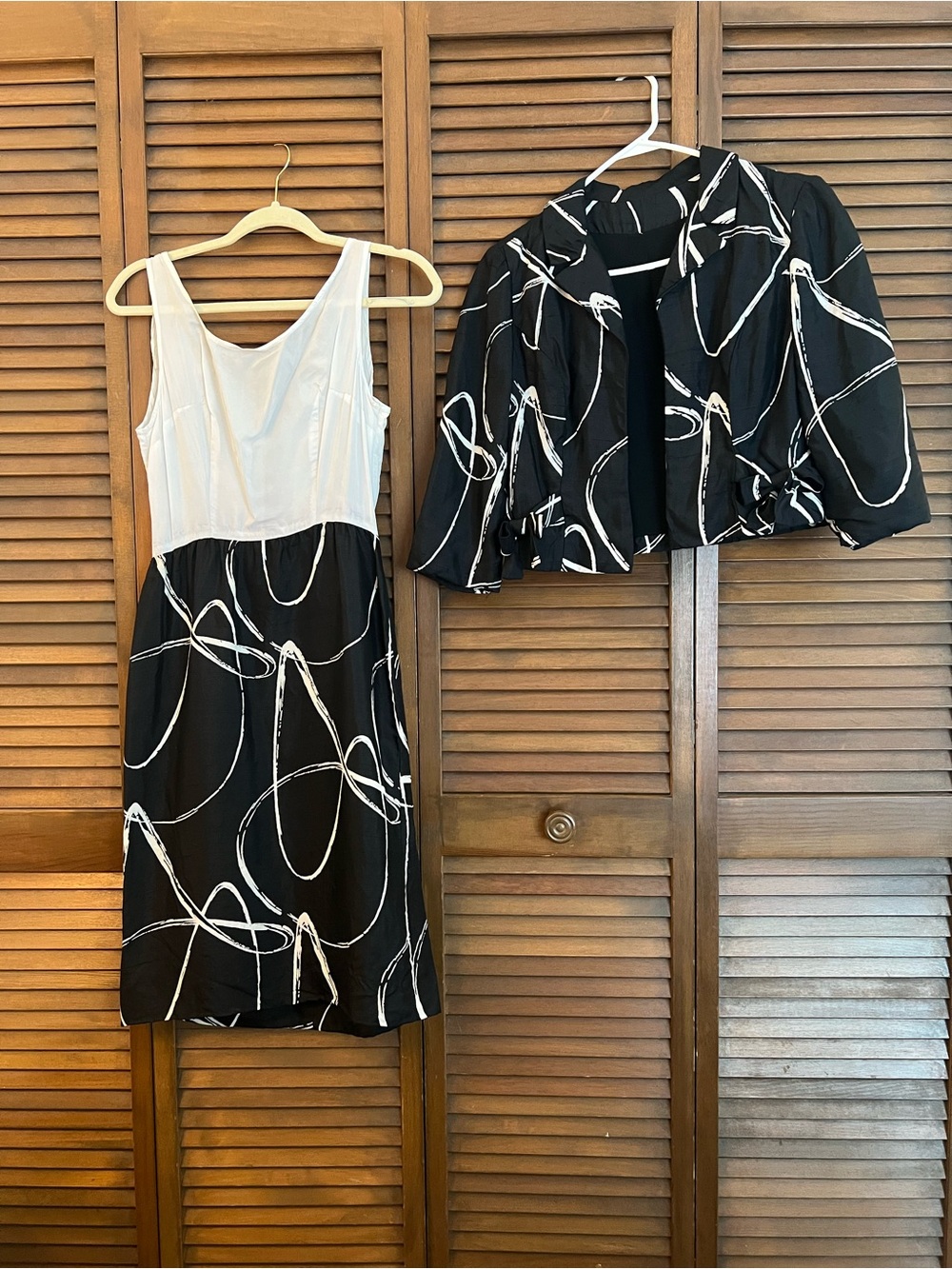 Vintage 1950s 1960d Black & White Abstract Printed Two-Piece Dress Set